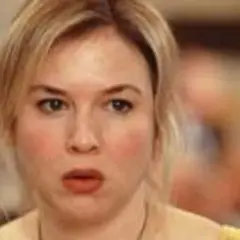 Zbliżenie na twarz Renée Zellweger, aktorki znanej z wielu popularnych filmów.