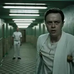 Filmy o szpitalach psychiatrycznych na faktach – prawdziwe historie i emocje