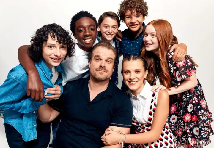Aktorzy Stranger Things kto gra kogo w kultowym serialu Netflixa