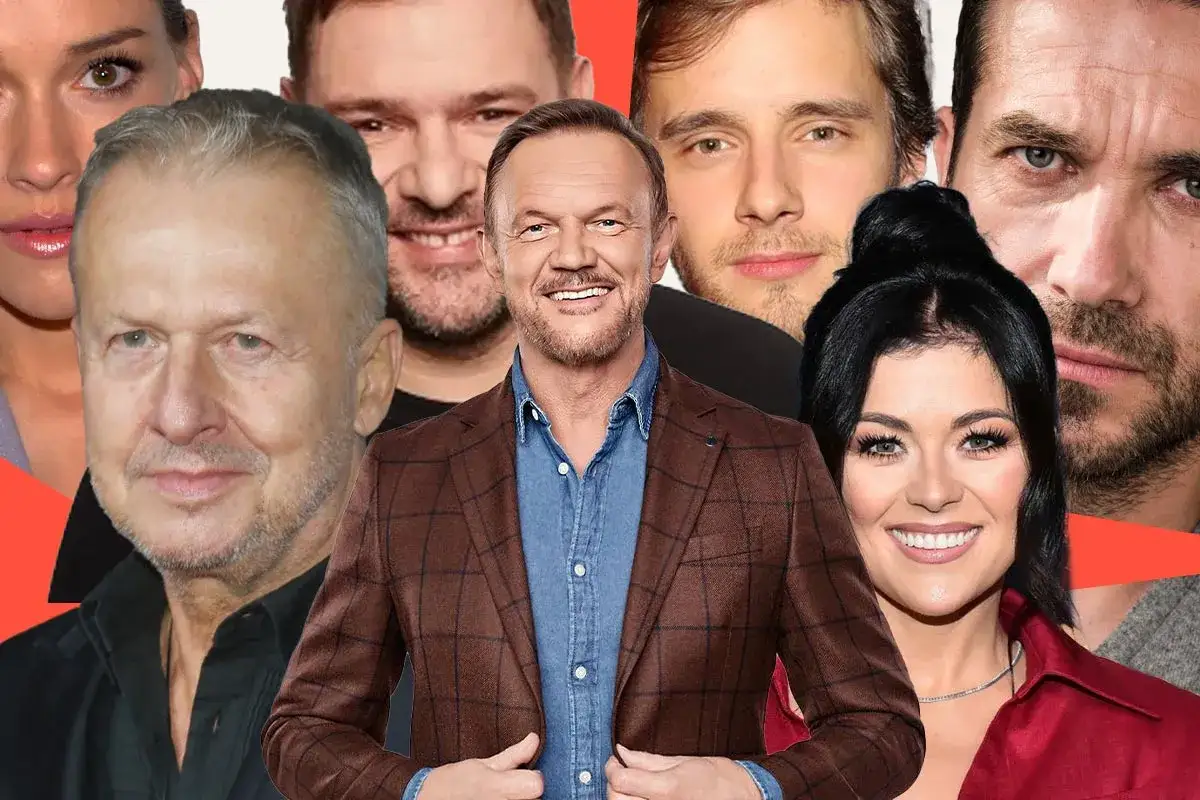 Znani polscy aktorzy serialowi: od lewej starszy pan, uśmiechnięty mężczyzna, prowadzący w brązowej marynarce, młody mężczyzna i kobieta.